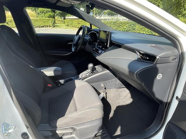 Toyota COROLLA 1.8 Hybrid Style Bearlock