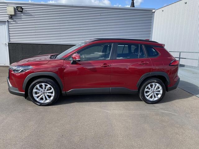 Toyota COROLLA Cross Hybrid 140 Active Navigatie Apple CarPlay/Android Auto, achteruitrij camera, elektr. inklapbare buitenspiegels, ruime auto, keyless, adaptieve cruise control