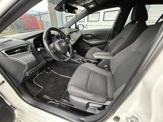 Toyota COROLLA 1.8 Hybrid Dynamic+ Uniek! Automaat ?