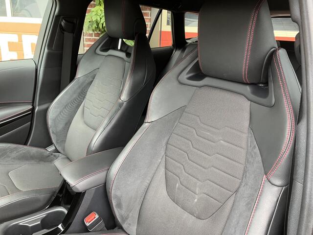 Toyota COROLLA Touring Sports 2.0 Hybrid Business Sport Intro | Camera | JBL | Head-up | Sportstoelen | Trekhaak | Zeer compleet | Dealeronderhouden | 1e Eigenaar |