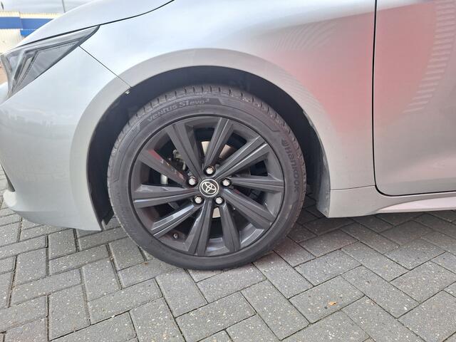 Toyota COROLLA 1.8 Hybrid Dynamic Limited