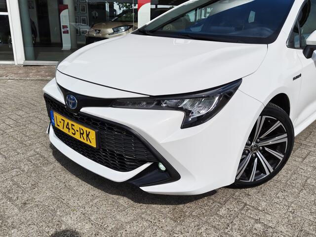 Toyota COROLLA 1.8 Hybrid Dynamic | Stoelverwarming | Draadloze Telefoonlader |