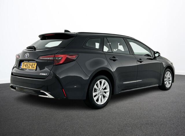 Toyota COROLLA Touring Sports 1.8 Hybrid Automaat Active | Navigatie | Apple Carplay/Android Auto | Camera | Parkeersensoren | Adaptive Cruise Control | Full Led | Climate Control | Lichtmetalen velgen