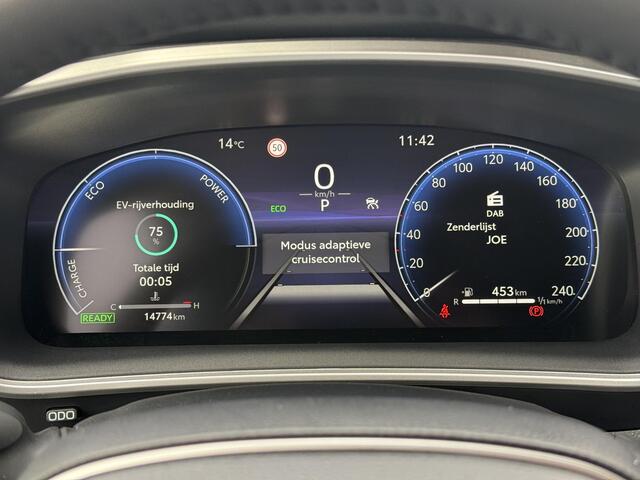 Toyota COROLLA Cross Hybrid 140 Style **DODEHOEK DETECTIE/ STOEL EN STUURWIELVERWARMING/ KEYLESS/ GARANTIE**