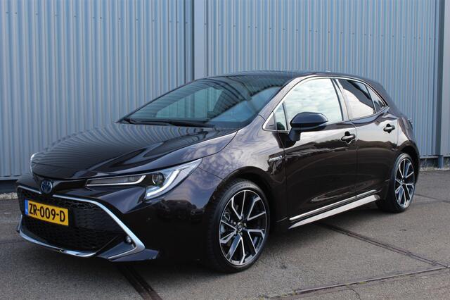 Toyota COROLLA 1.8 Hybrid Executive 5 drs. Panoramisch schuif/kanteldak