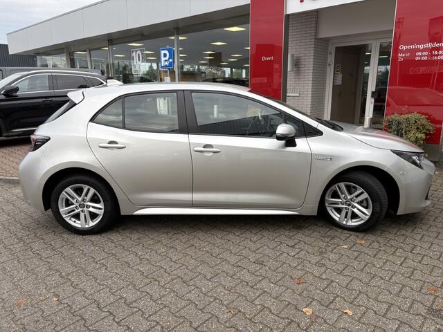 Toyota COROLLA 1.8 Hybrid Active | Apple carplay/ Android auto | Climate contro