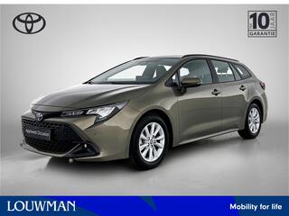 toyota-corolla-touring-sports-hybri