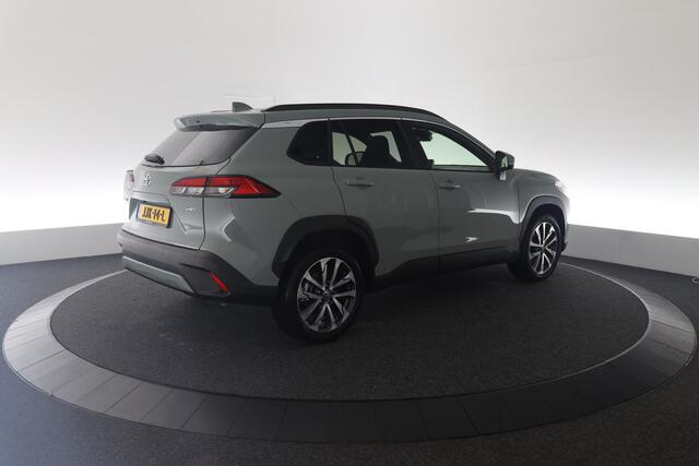 Toyota COROLLA Cross Hybrid 140 Style