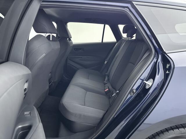 Toyota COROLLA Touring Sports 1.8 Hybrid Comfort Trekhaak | Metaallak | Lichtmetalen Velgen | NL-Auto |