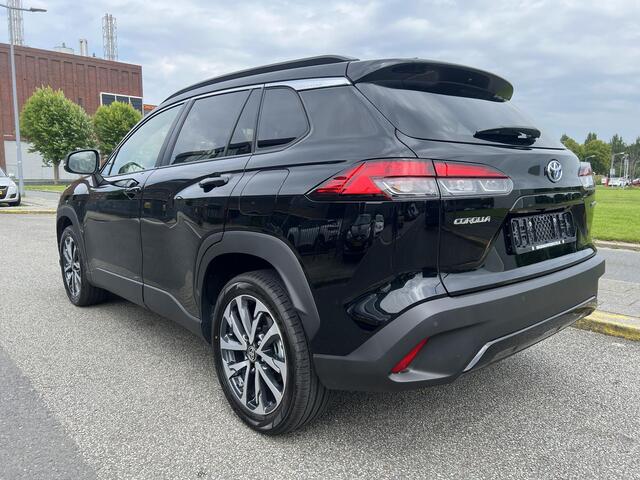 Toyota COROLLA Cross Hybrid 200 Style Carplay / Camera / Stuur & Stoelverwarming