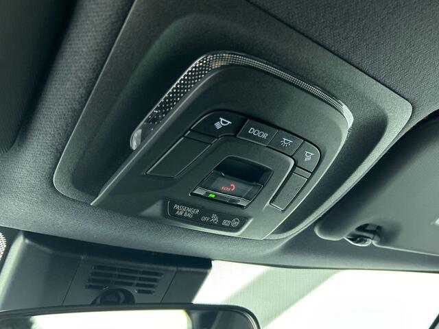 Toyota COROLLA Touring Sports 1.8 Hybrid Active Navigatie Apple Carplay/Android Auto Camera Adaptive Cruise Control Virtual Cockpit Climate Control