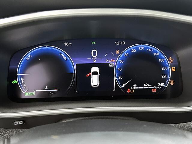 Toyota COROLLA Cross Hybrid 140 Dynamic *NIEUW* | Panoramadak | Stoel -/ Stuurwielverwarming | Parkeercamera | Navigatie |