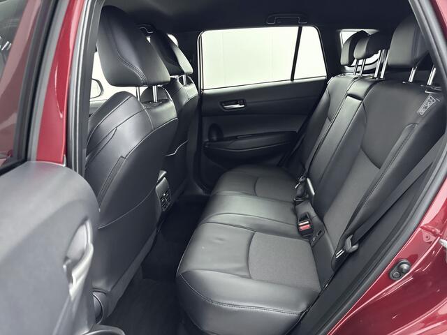 Toyota COROLLA Cross 2.0 High Power Hybrid First Edition | Applecarplay | Climaat control | Wireless charger |