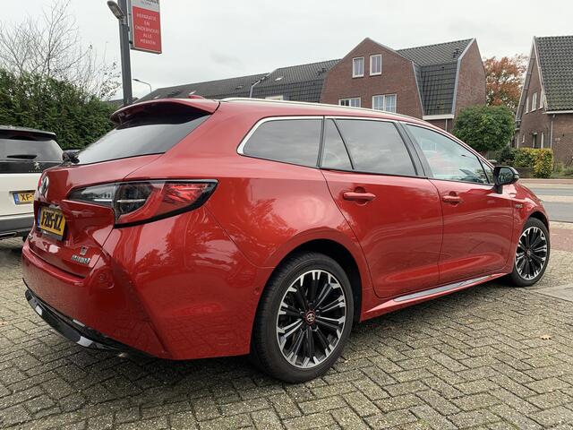 Toyota COROLLA Touring Sports 1.8 Hybrid GR-Sport Aut., Camera | Navi & CarPlay