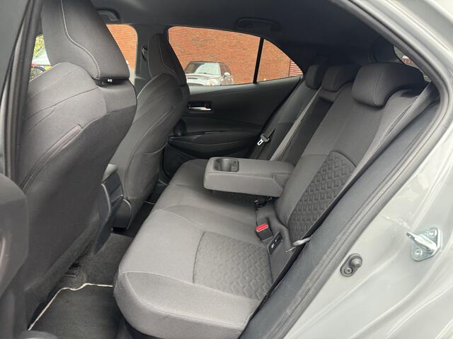 Toyota COROLLA 1.8 Hybrid Dynamic // APPLE CARPLAY / ANDROID AUTO // PDC // CAMERA // ADAPTIVE CRUISE // CLIMA //