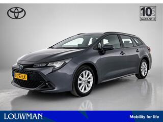 toyota-corolla-touring-sports-hybri