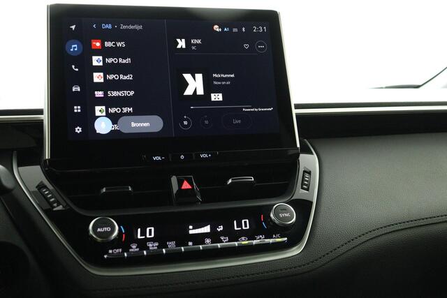 Toyota COROLLA Cross Hybrid 140 Dynamic | Trekhaak | all seasons banden | Apple Carplay/Android Auto | Navigatie |