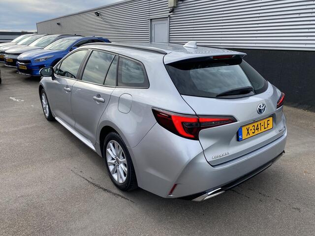 Toyota COROLLA Touring Sports Hybrid 140 Active Adaptieve cruise control, achteruitrij camera, navigatie Apple CarPlay/Android Auto, NL auto, dealer onderhouden, automaat!