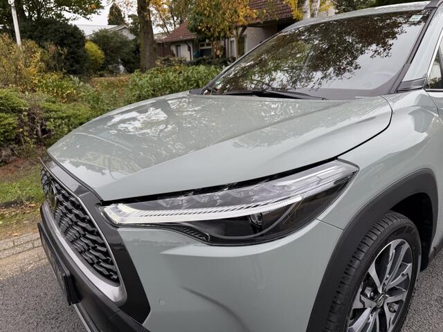 Toyota COROLLA Cross 2.0-l-VVT-i Hybrid 197PK ACCoCamera
