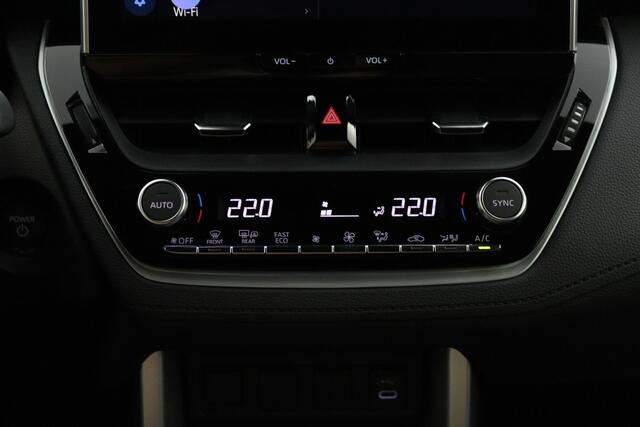 Toyota COROLLA Cross Hybrid 140 Style | Parkeersensoren | Electrische achterklep | Dode hoek detectie |