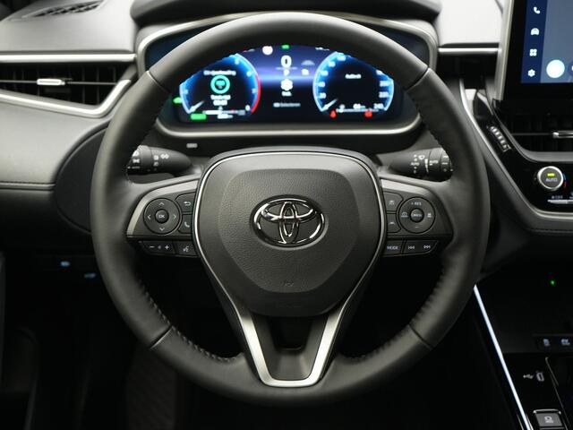 Toyota COROLLA Cross Hybrid 180 Executive | DEMO | fotomoment inplannen