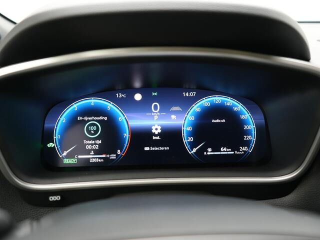 Toyota COROLLA Cross Hybrid 180 Executive | DEMO | fotomoment inplannen