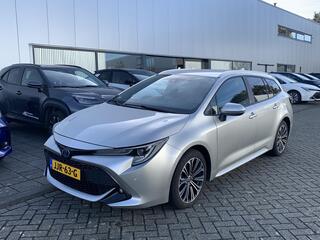toyota-corolla-touring-sports-1.8-h