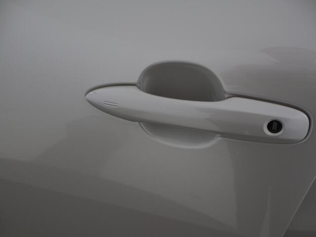 Toyota COROLLA Cross 2.0 High Power Hybrid First Edition | Trekhaak | Electrisch bedienbare achterklep |