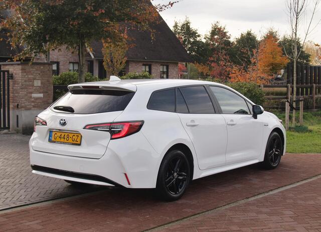 Toyota COROLLA Touring Sports 1.8 Hybrid | Camera | Apple Carplay | Cruise Control | Navi |