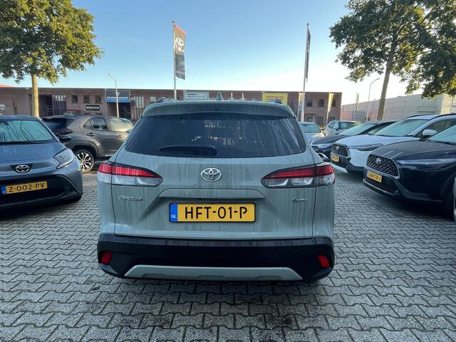 Toyota COROLLA Cross Hybrid 140 Style