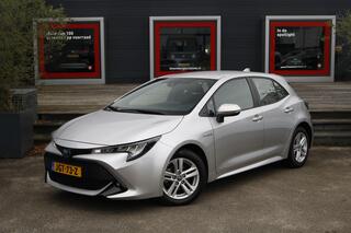 toyota-corolla-1.8-hybrid-active-li