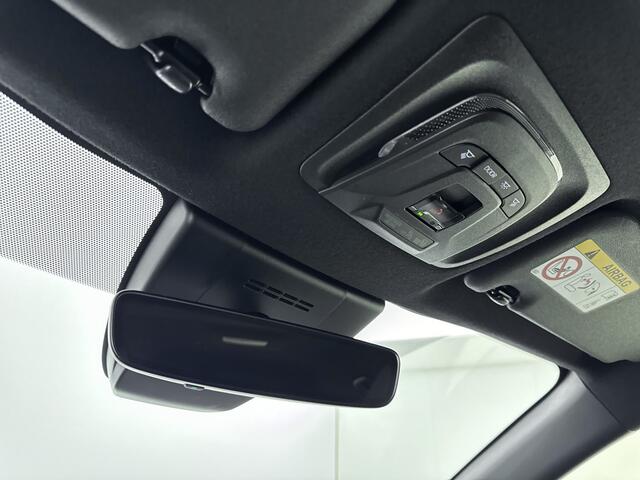 Toyota COROLLA Cross Hybrid 140 Style Limited | Garantie mogelijk t/m 06-2034 | Stuur en voorstoelen verwarmd