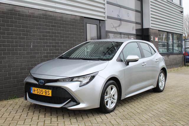 Toyota COROLLA 1.8 Hybrid Active / Carplay / Camera / N.A.P.