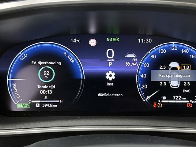 Toyota COROLLA Touring Sports Hybrid 140 Business Plus | Parkeersensoren V+A | Camera | Stoelverwarming |