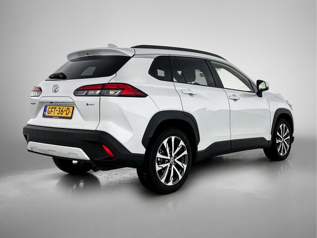 Toyota COROLLA Cross Hybrid 140 Style | Navigatie | PDC V+A | BLS | Staat beneden in het halletje