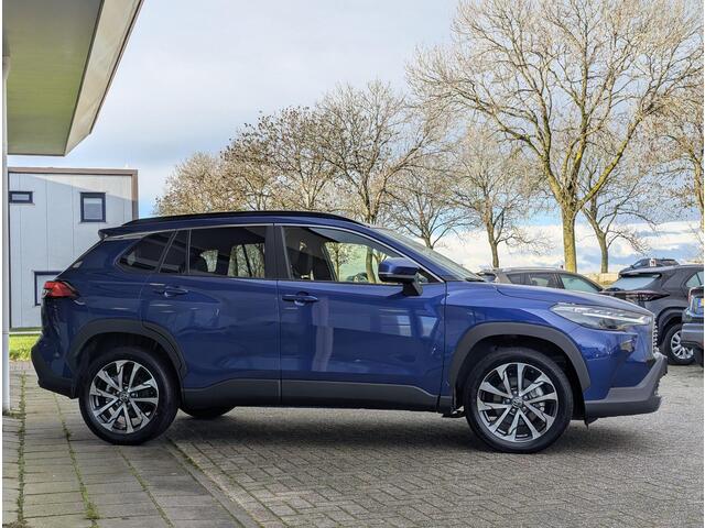Toyota COROLLA Cross Hybrid 140 Style | Stoel- stuurverwarming | Dodehoek | Elek. achterklep | ACC | PDC V+A | Qi-lader
