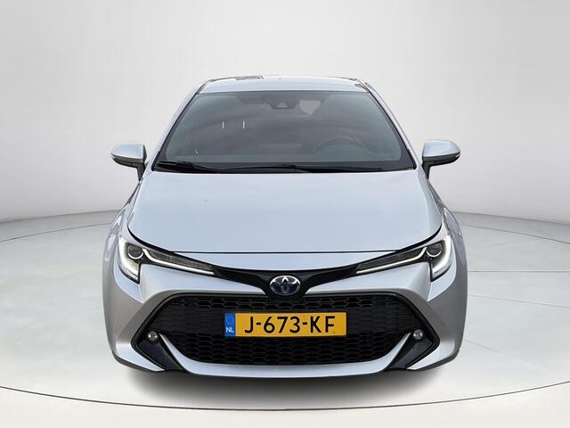 Toyota COROLLA 1.8 Hybrid Business Intro