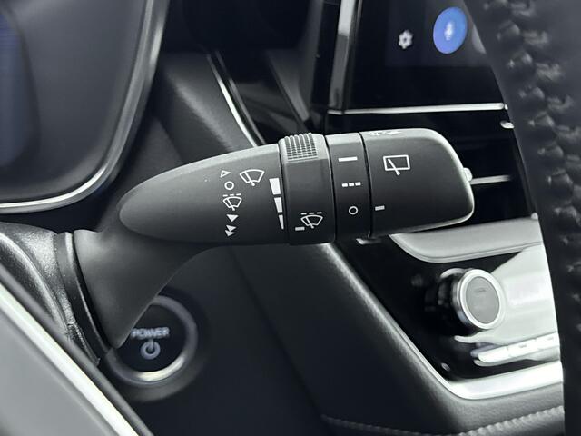 Toyota COROLLA Touring Sports Hybrid 140 Active | NL-Auto | Apple Carplay -/ Android Auto |
