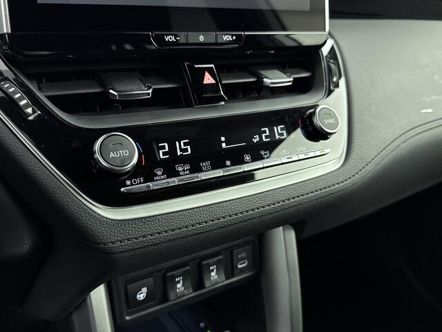 Toyota COROLLA Cross Hybrid 140 Style Bi-Tone Limited | Stoelverwarming | Stuurwielverwarming | Elek. Kofferbakklep | Parkeersensoren V+A |