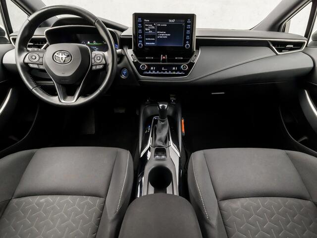 Toyota COROLLA Touring Sports 2.0 Hybrid Sport 180Pk Automaat (VIRTUAL COCKPIT, APPLE CARPLAY, CAMERA, STOELVERWARMING, SPORTSTOELEN, KEYLESS, ADAPTIVE CRUISE, ZWART HEMEL, LANE ASSIST, GETINT GLAS, NIEUWSTAAT)