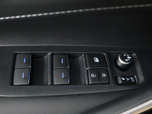 Toyota COROLLA Touring Sports 1.8 Hybrid TeamNL | Apple CarPlay / Android Auto (Navigatie) |