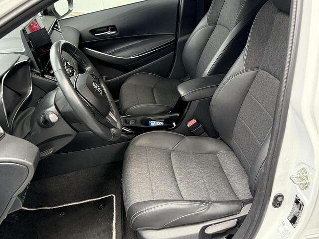 Toyota COROLLA Touring Sports 1.8 Hybrid First Edition Stoel en Stuur verwarming, Full option, BTW auto NL Auto