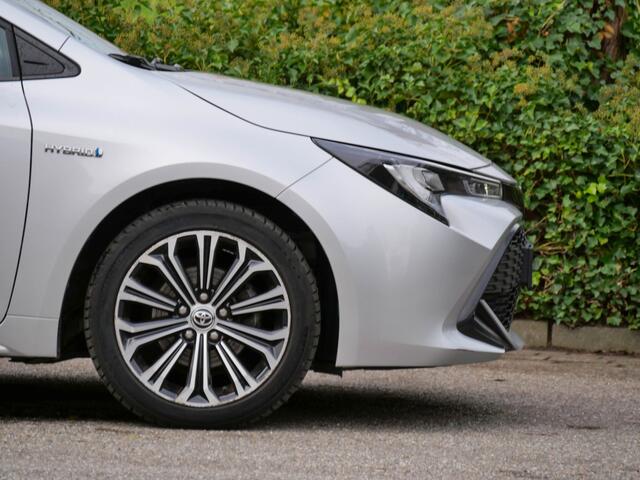 Toyota COROLLA Touring Sports 1.8 Hybrid Business Plus | CAMERA | APPLE CARPLAY | CRUISE CONTROL |