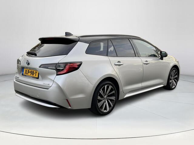 Toyota COROLLA 1.8 Hybrid Executive | Navigatie | Elektrische achterklep | Stoel- + stuurverwarming |