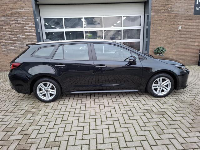 Toyota COROLLA Touring Sports 1.8 Hybrid Active