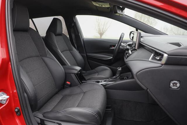 Toyota COROLLA Touring Sports 1.8 Hybrid Dynamic ? Camera ? CarPlay ? Stoelverwarming