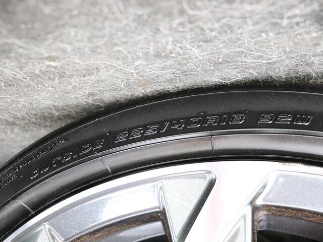 Toyota COROLLA Touring Sports 2.0 Hybrid Premium | BTW Voertuig | Lederen bekleding | Stoelverwarming |