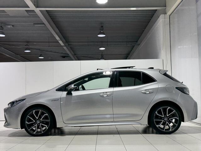 Toyota COROLLA 1.8 Hybrid Executive | Panoramadak | Dealer onderhouden | Parkeersensoren V+A | Stoelverwarming |