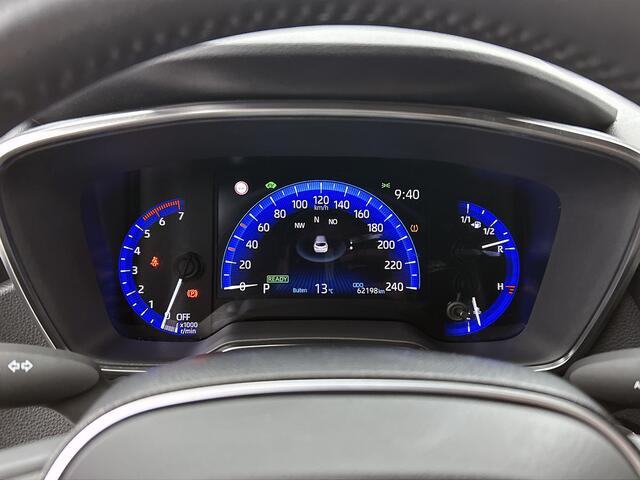 Toyota COROLLA Touring Sports 1.8 Hybrid Style | BTW Voertuig | Stoelverwarming | Achteruitrijcamera |