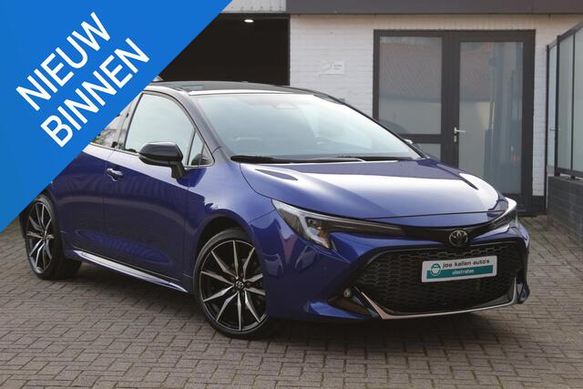 Toyota COROLLA Hybrid 140 GR Sport Bi Tone Navigatie, BSM, Apple Carplay / Android Auto, NIEUW!!!